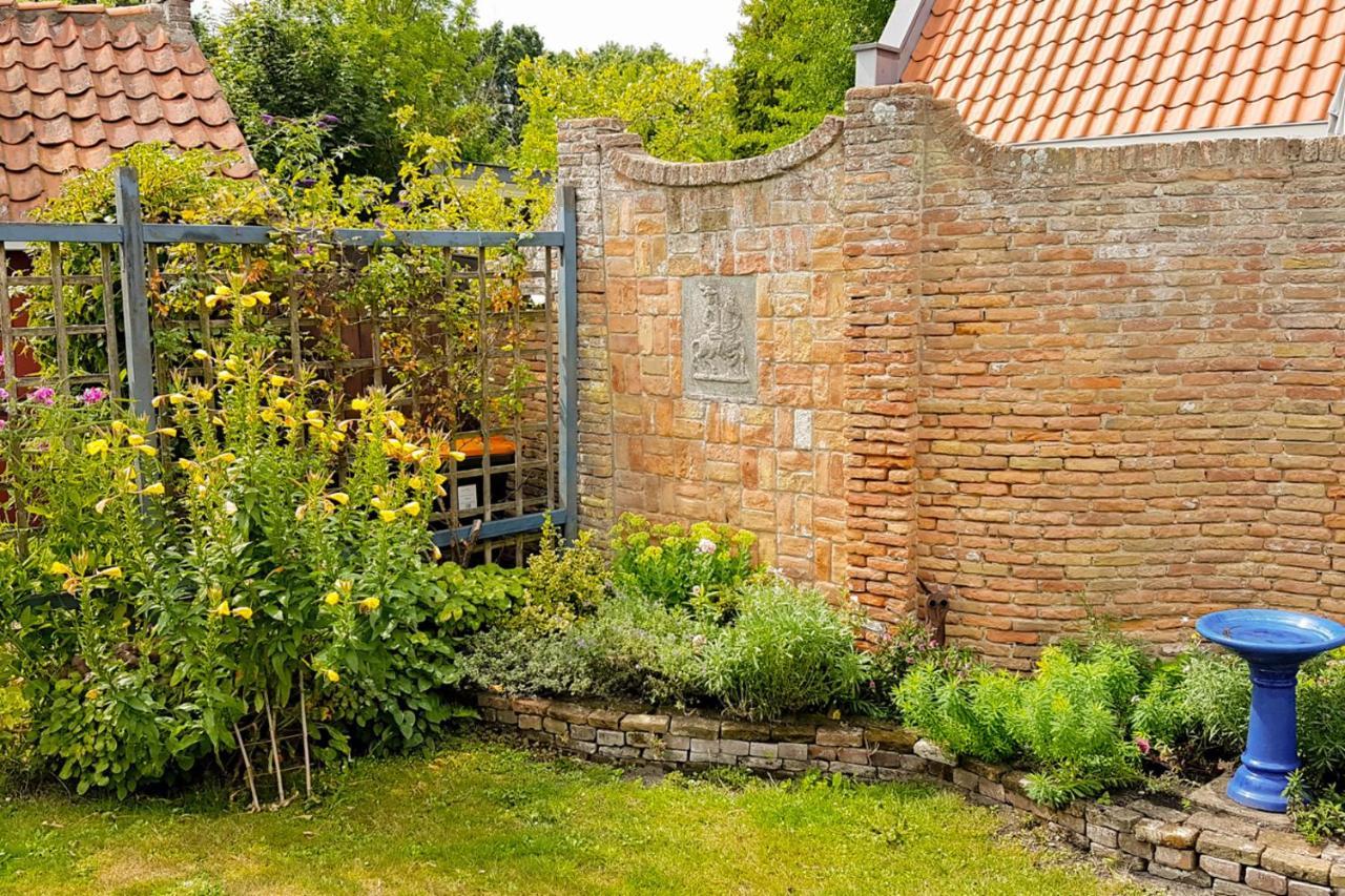 Countryside Bliss: Historic Cottage By The Sea Burgh-Haamstede Exteriör bild
