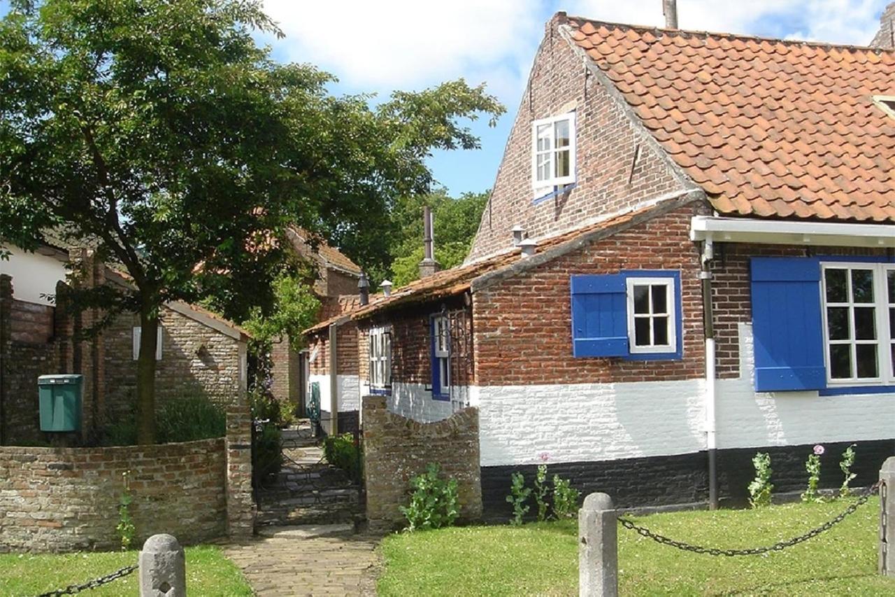 Countryside Bliss: Historic Cottage By The Sea Burgh-Haamstede Exteriör bild