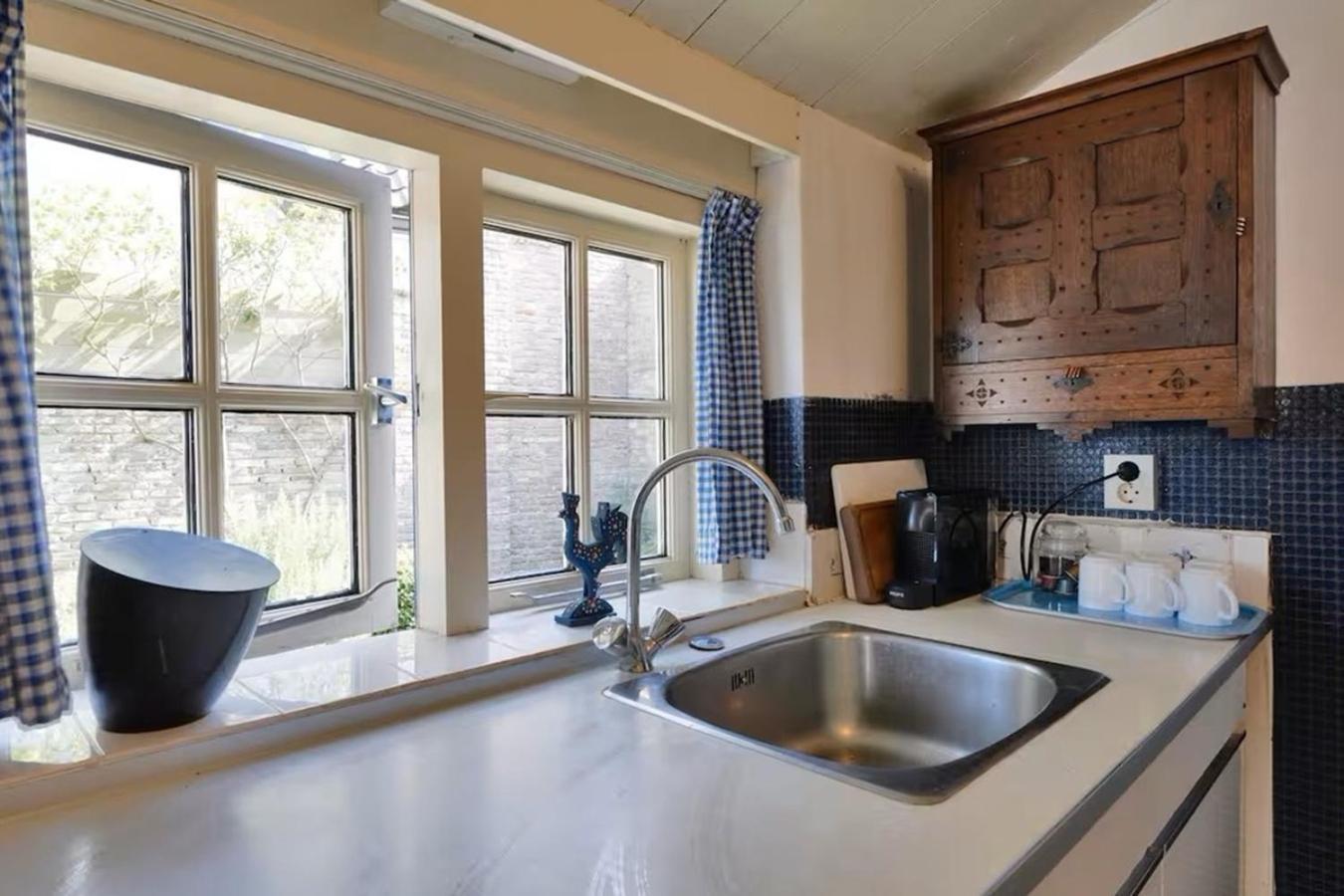 Countryside Bliss: Historic Cottage By The Sea Burgh-Haamstede Exteriör bild